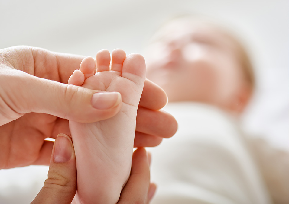 こども家庭庁も動き出した【生まれてきた赤ちゃんを難病から守る！】 医師と積水化学グループが取り組む拡大新生児スクリーニング検査